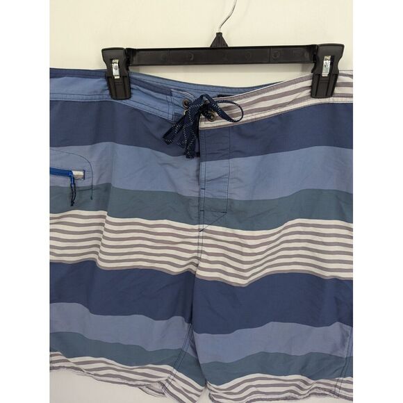 Patagonia Wavefarer Nylon Board Shorts Men's Size 40 Blue Striped, EXCELLENT! - Picture 3 of 7